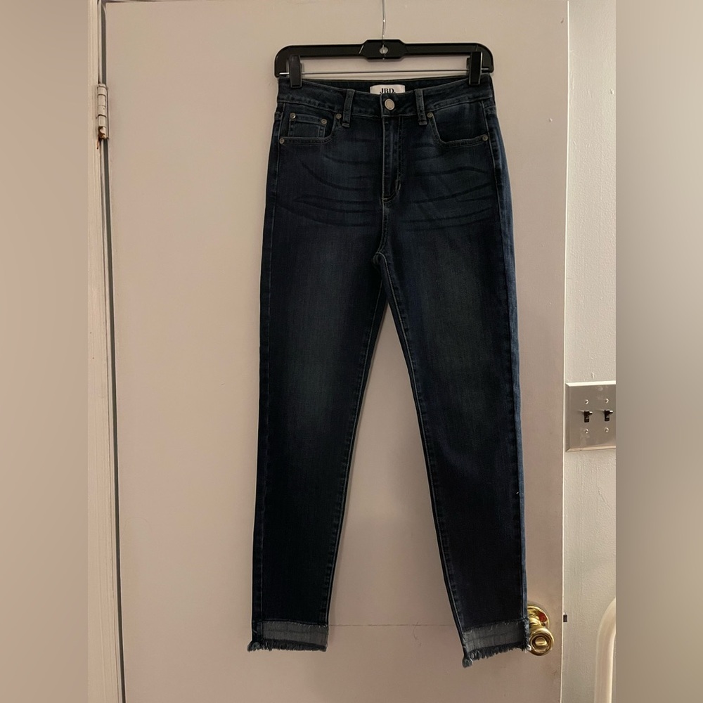 JBD by Just Black Denim Raw Hem Jeans Size 27‎